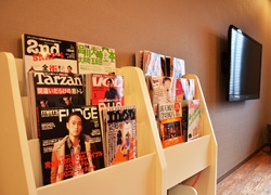 Library space for magazines and books brought by residents