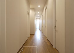Corridor 1F.