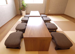 small chair for tatami room♪