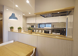 Face-to-face kitchen