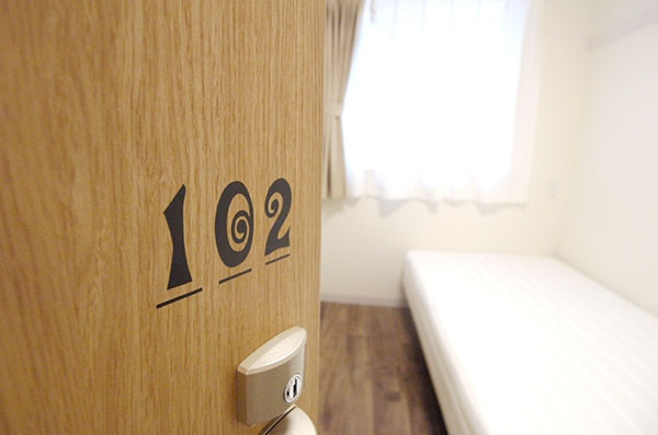 Room102