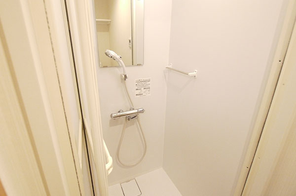 Shower room in Room # 203