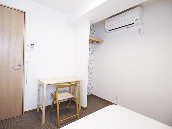 Air conditioners are available in all rooms.