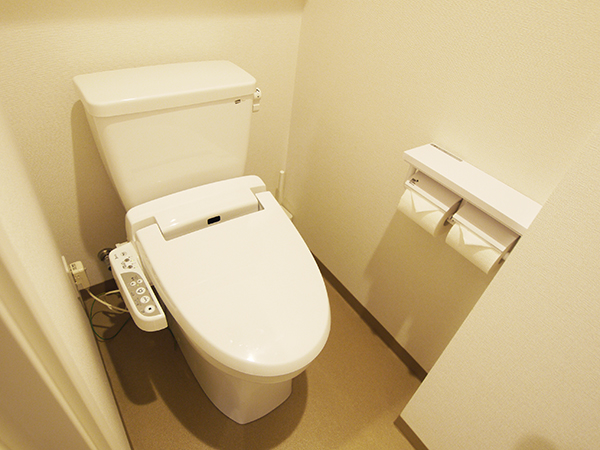 Toilet on the 2nd floor. With washlet