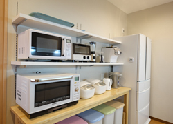 キッチン設備も充実・流行の製麺機があります